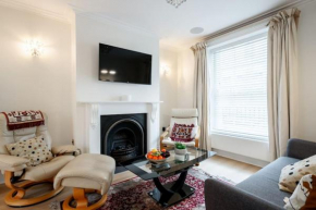 Luxury 3BRs house in the heart of Victoria